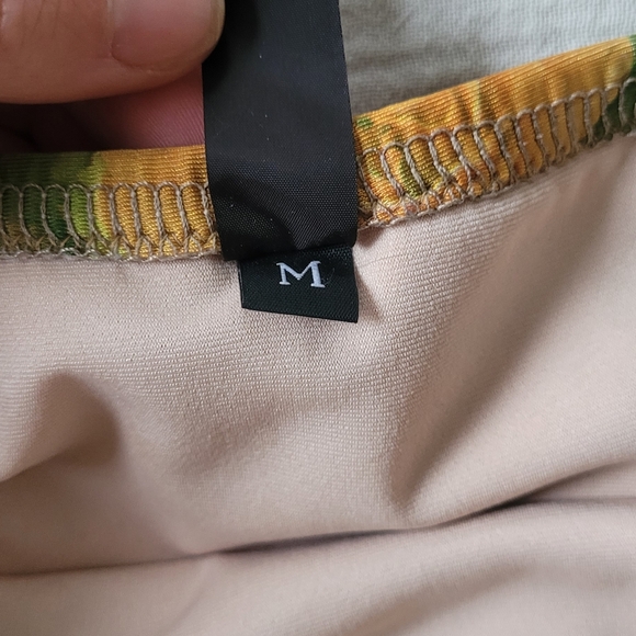 Kailegh Peddie triangle bikini swimsuit - Picture 3 of 5